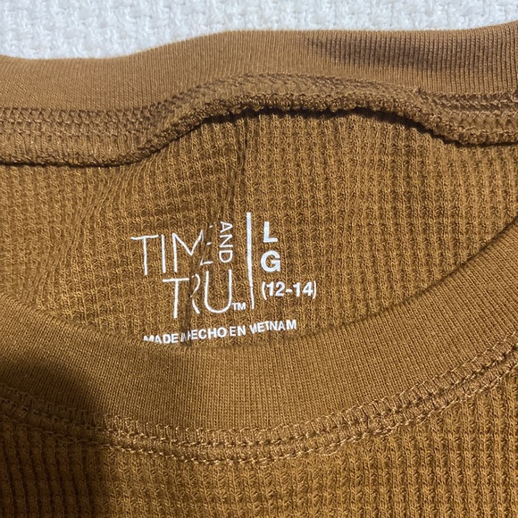 Thermal Top - Picture 3 of 3